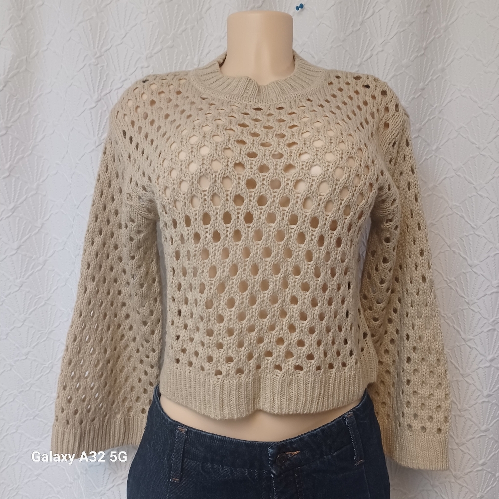 DIVIDCD Women Size Xs  Beige Open-Knit Sweater